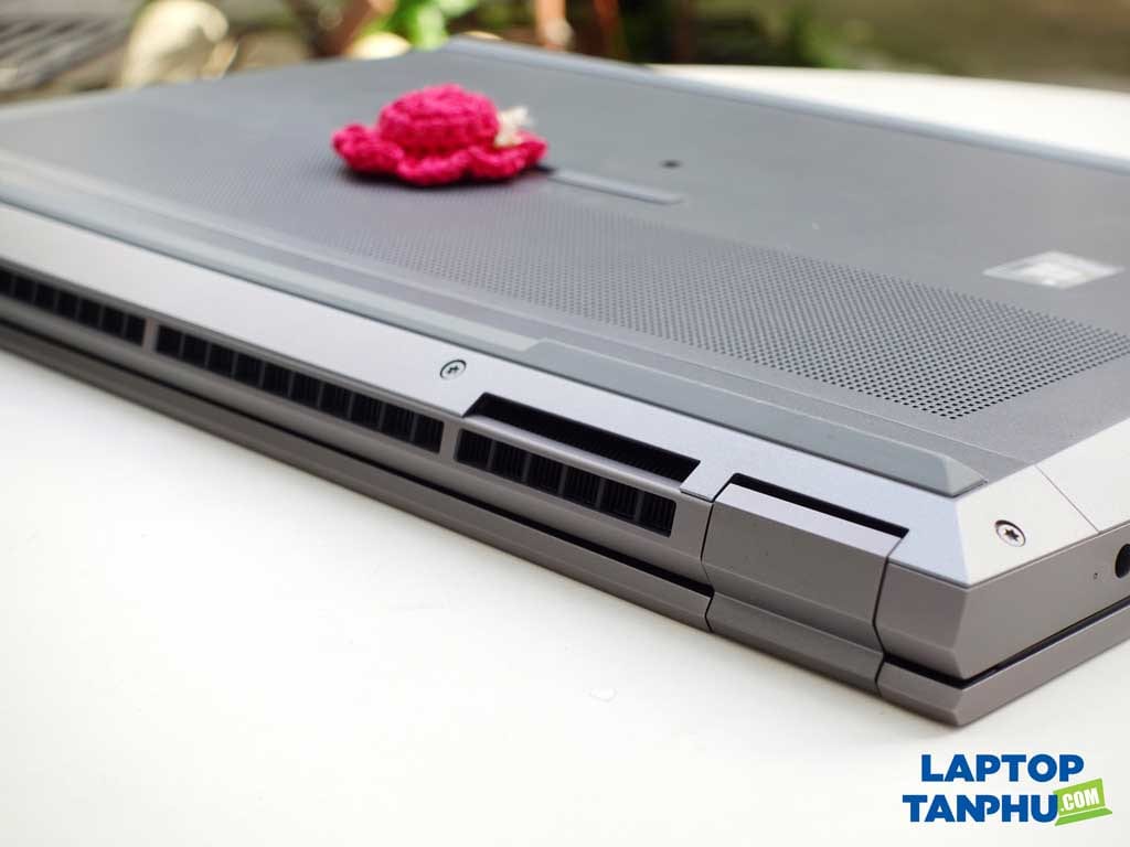 hp-zbook-fury-g8-rtx-a200-rtxa5000-laptoptanphu.com-15