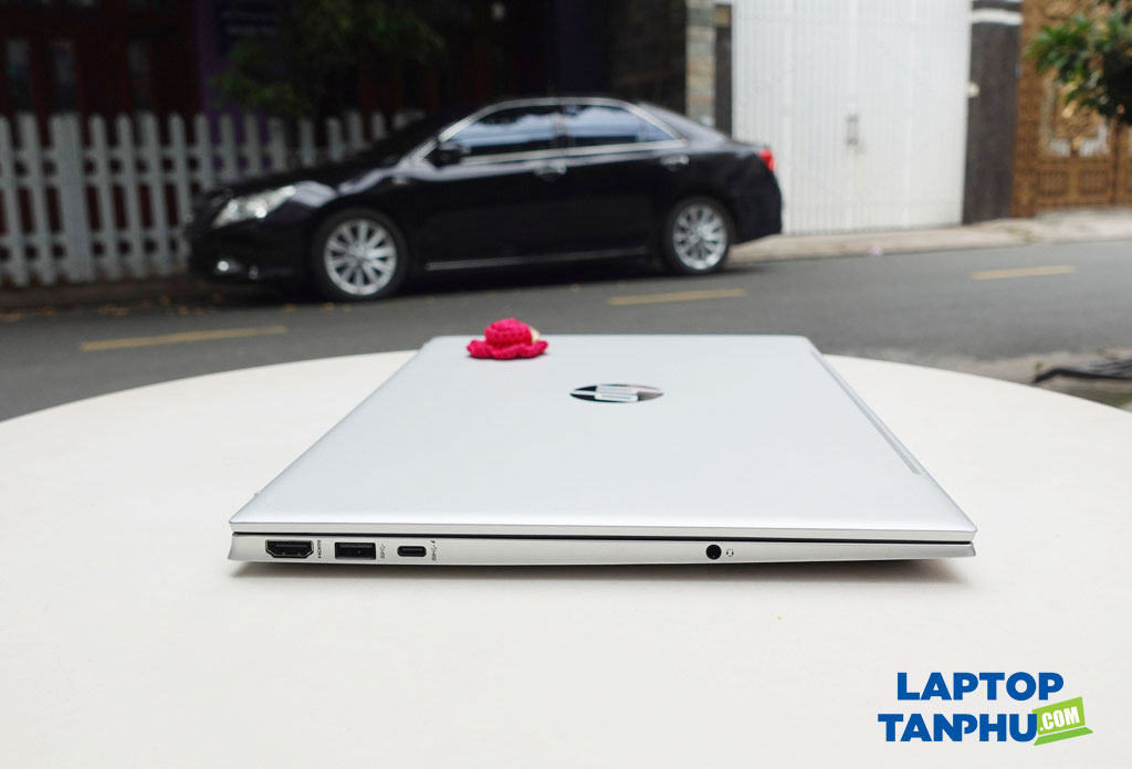 laptop-hp-pavilion-15-eg2071cl-cong-ket-noi