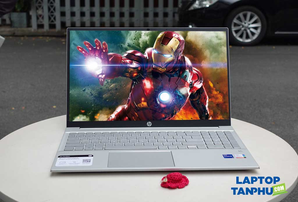 laptop-hp-pavilion-15-eg2071cl-man-hinh-ips
