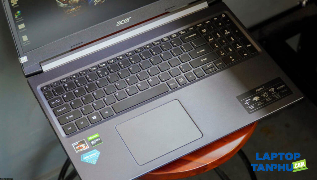 Acer-Aspire-7-A715-41G-R282-5